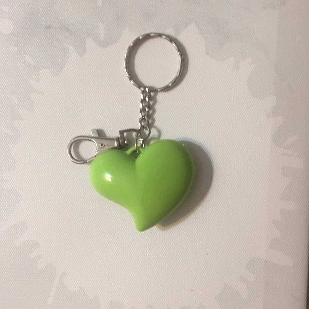 Heart Shaped Keychain - Picture 5 of 8